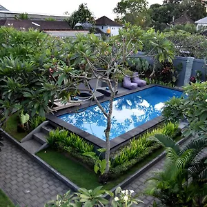Apartahotel La House